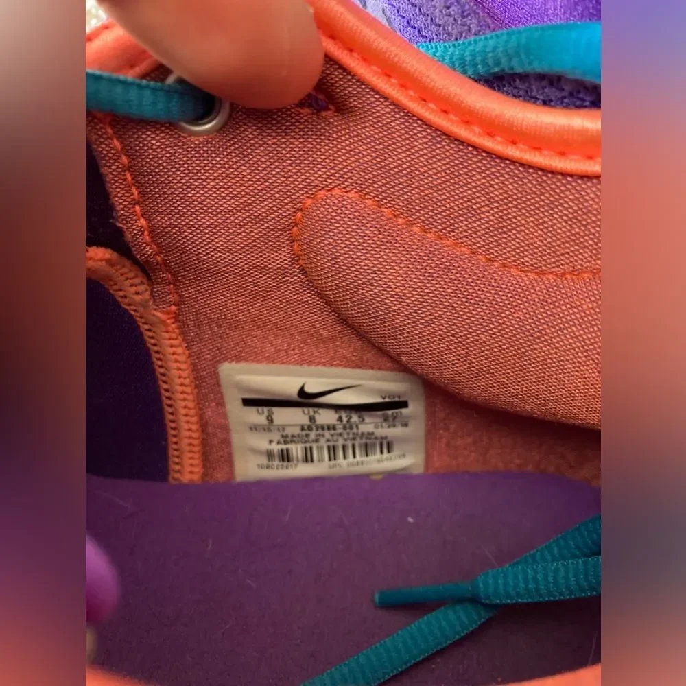 Nike Paul George Mamba Mentality Shoes - Picture 2 of 5